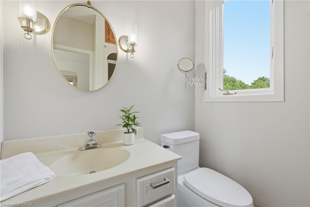 214 West River Road Property Photo 30