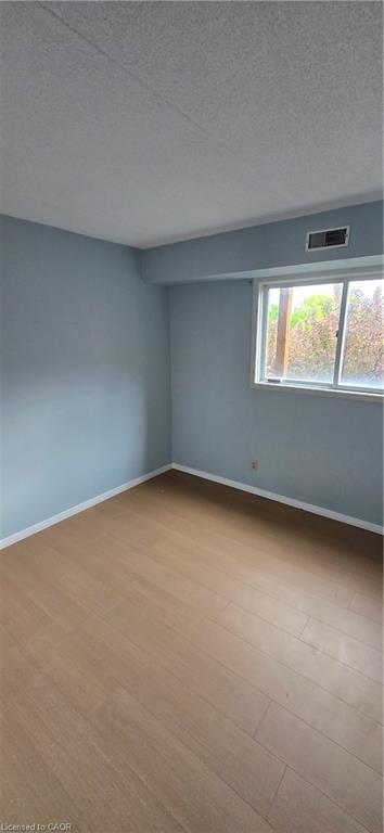 6-3085 Kingsway Drive Property Photo 14