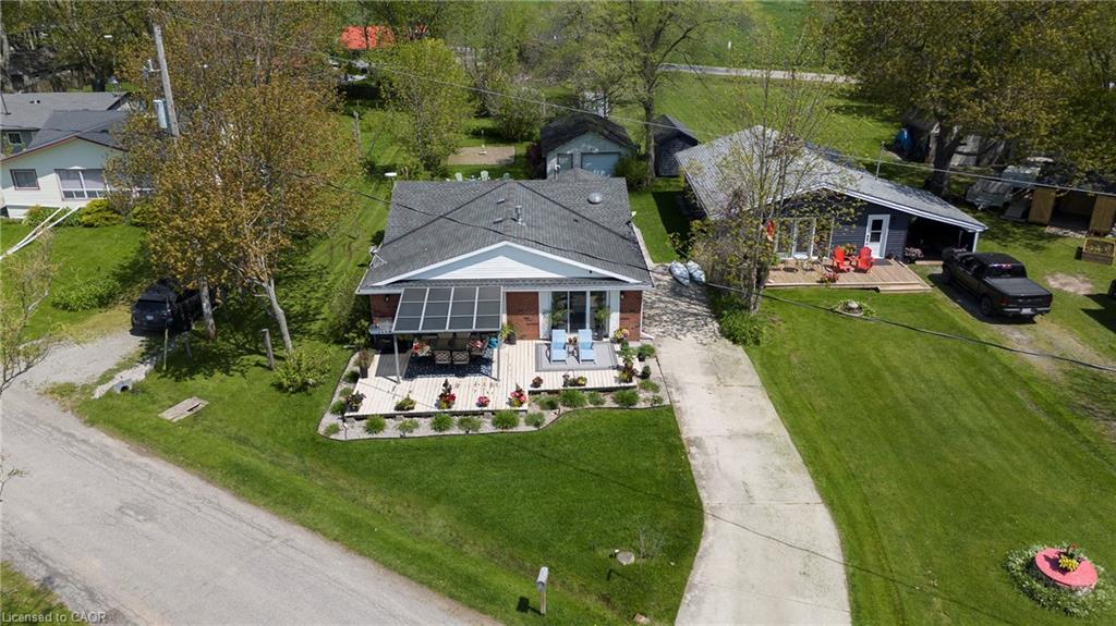 577 Edgewater Place Property Photo 41