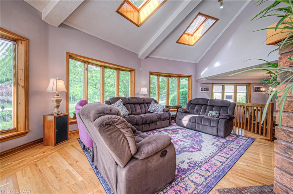 35 Robinson Road Property Photo 18