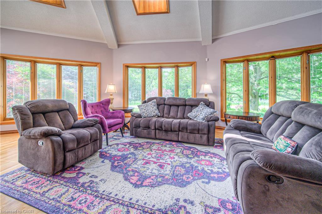 35 Robinson Road Property Photo 19
