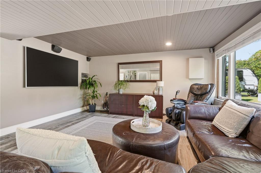 600 Deborah Crescent Property Photo 18