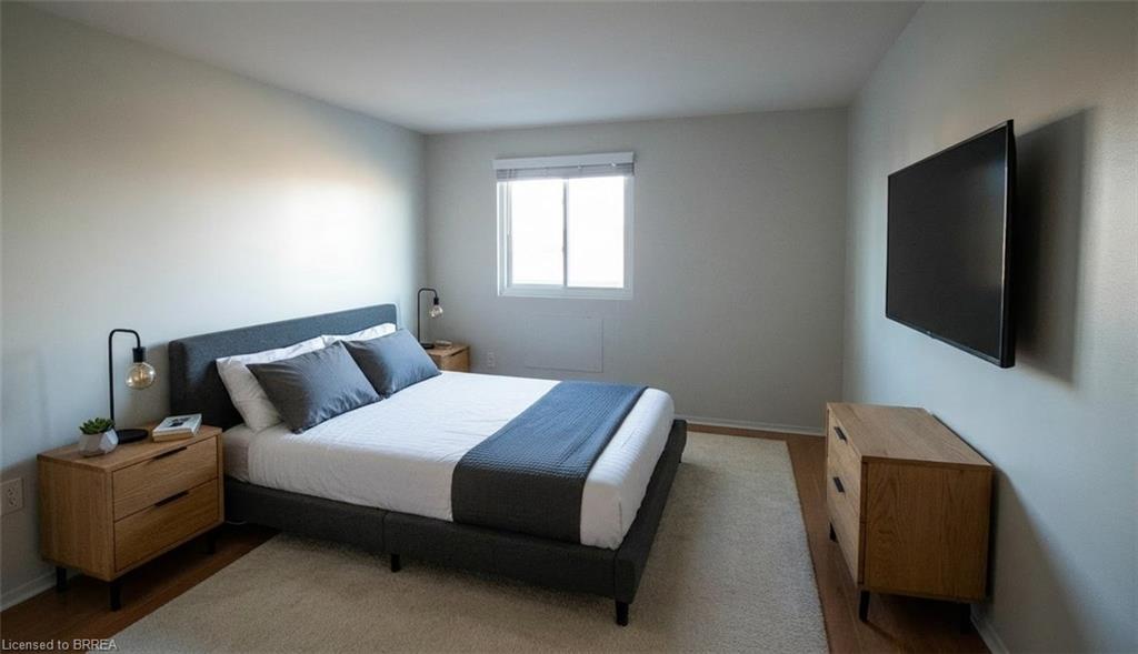 304-1100 Jalna Boulevard Property Photo 4