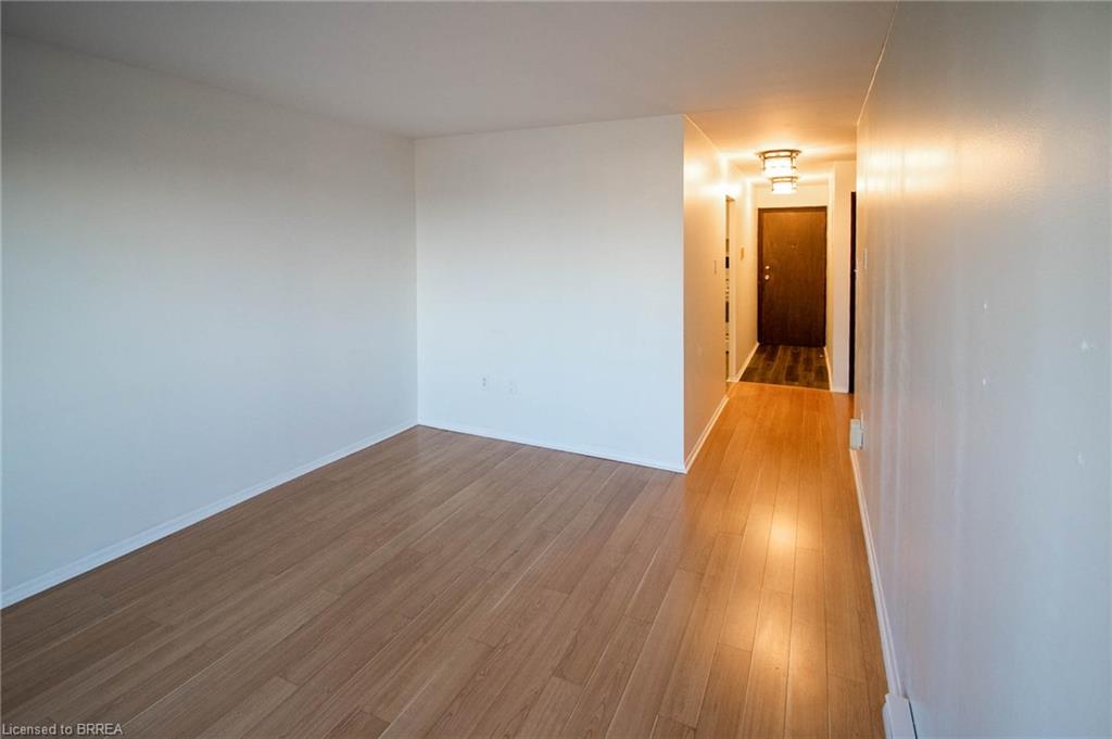 304-1100 Jalna Boulevard Property Photo 10