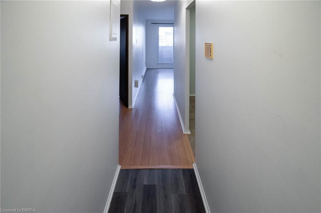 304-1100 Jalna Boulevard Property Photo 13