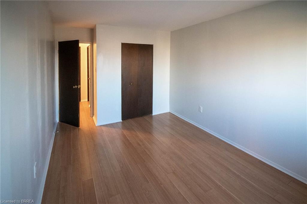 304-1100 Jalna Boulevard Property Photo 14