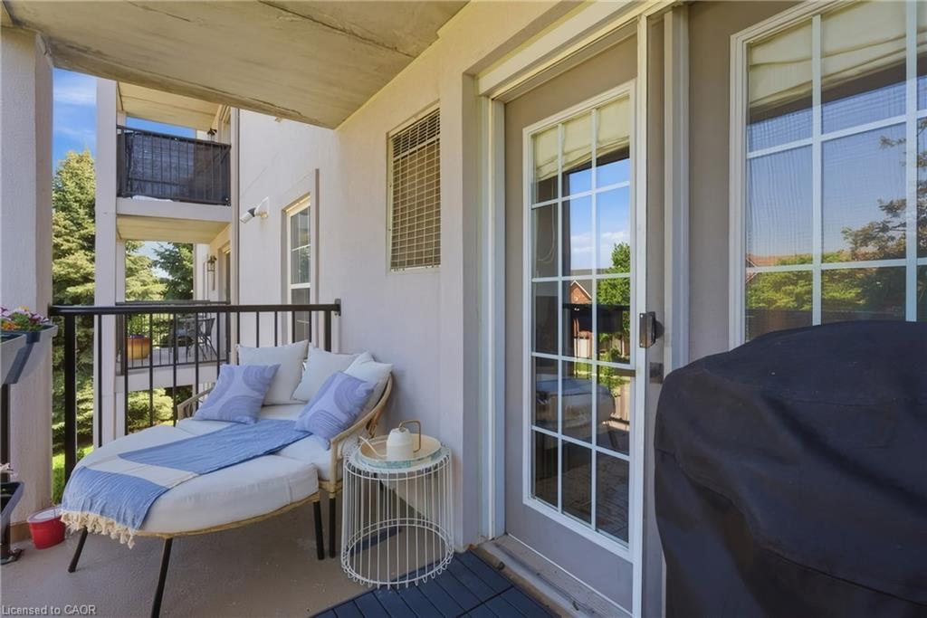 209-1421 Walkers Line Property Photo 8