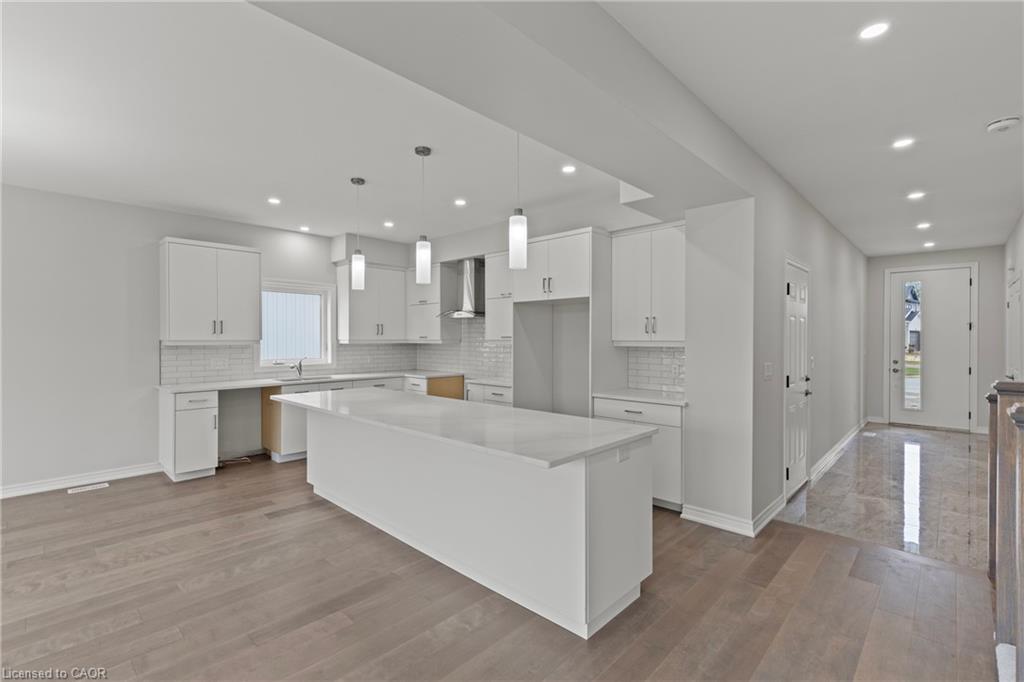 150 Hodgkins Avenue Property Photo 7