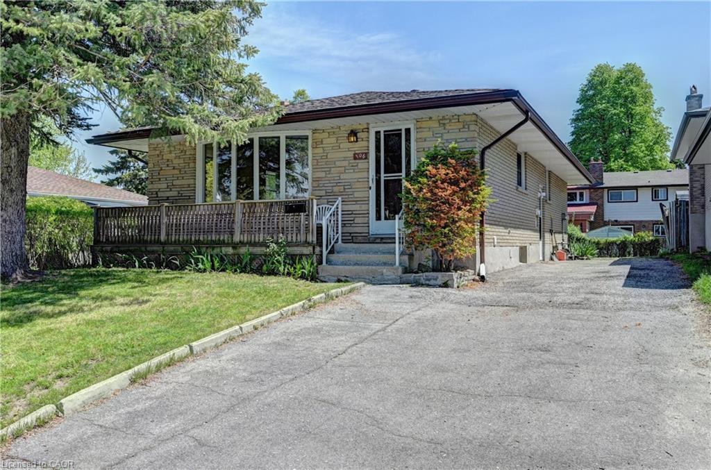 106 Kimberly Crescent Property Photo 3