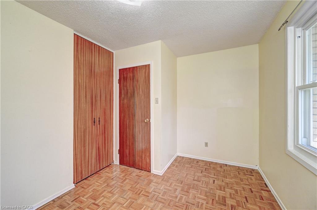 106 Kimberly Crescent Property Photo 19