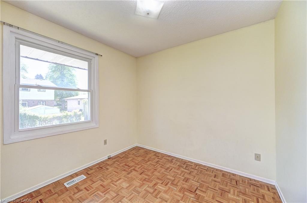 106 Kimberly Crescent Property Photo 20