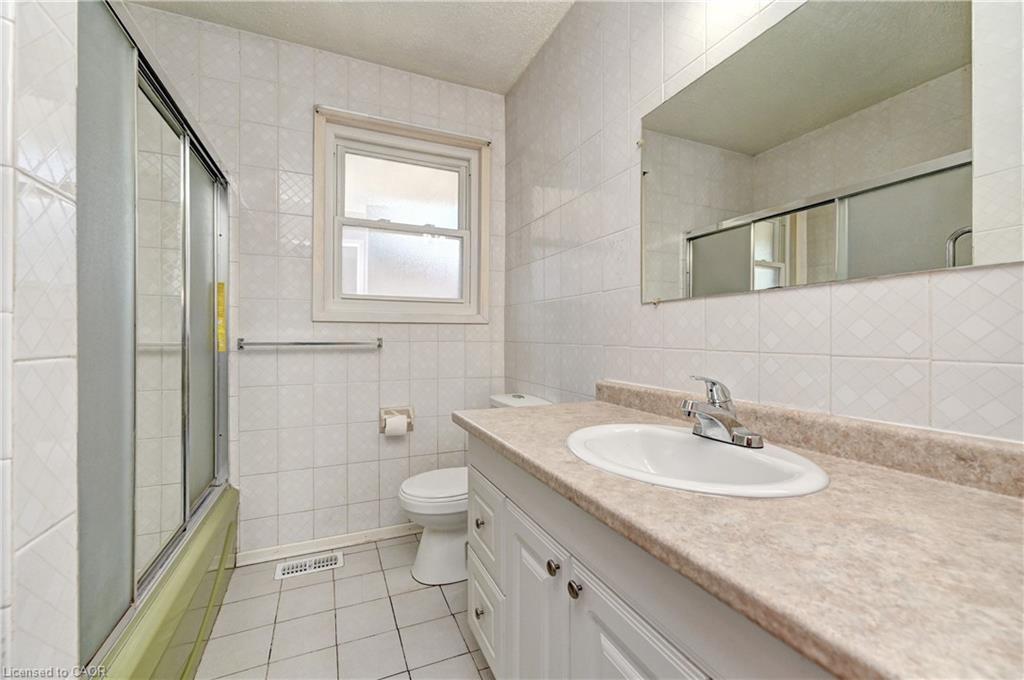 106 Kimberly Crescent Property Photo 22
