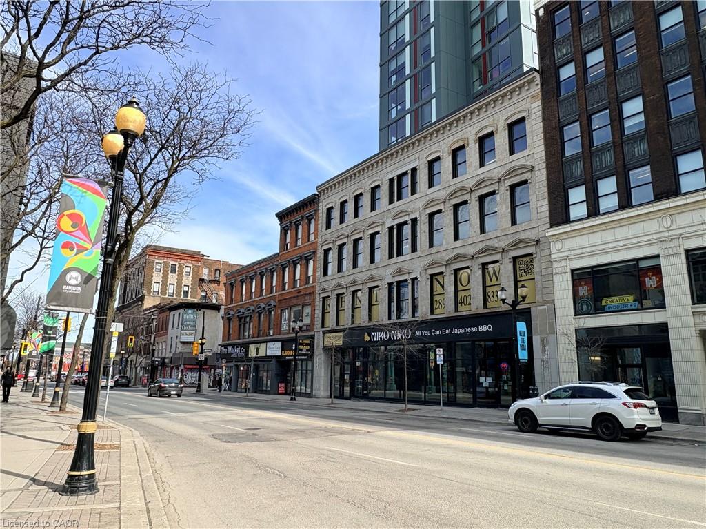 54 James Street N Property Photo 4