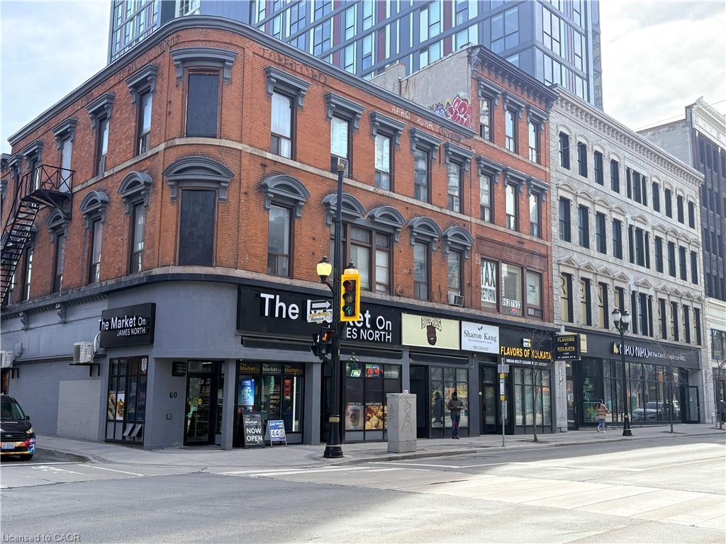 54 James Street N Property Photo 7