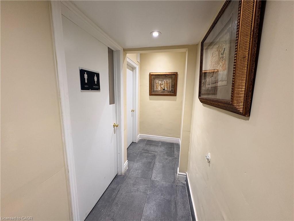 54 James Street N Property Photo 16