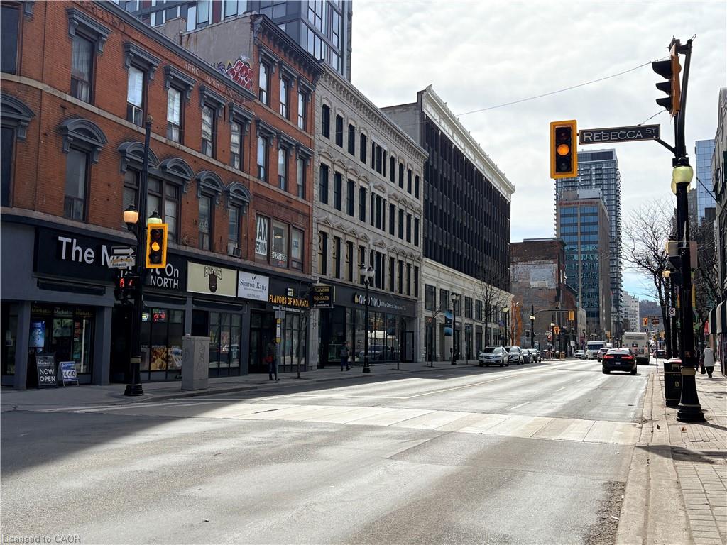 54 James Street N Property Photo 25