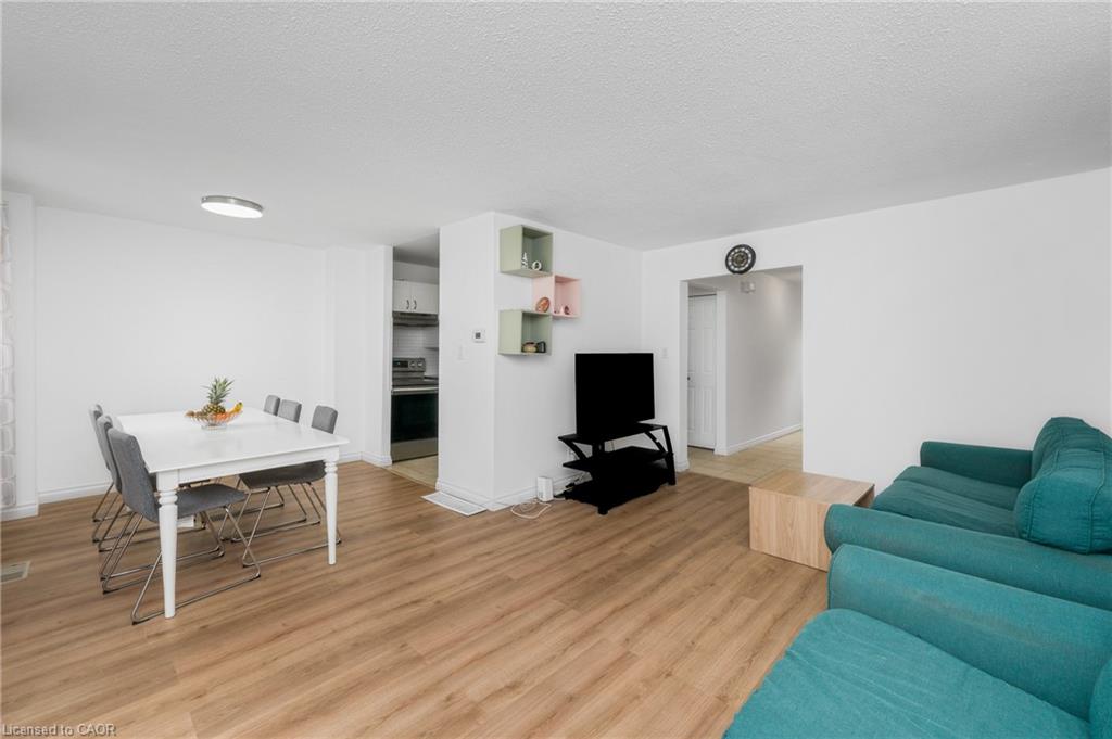 41-1420 Garth Street Property Photo 6
