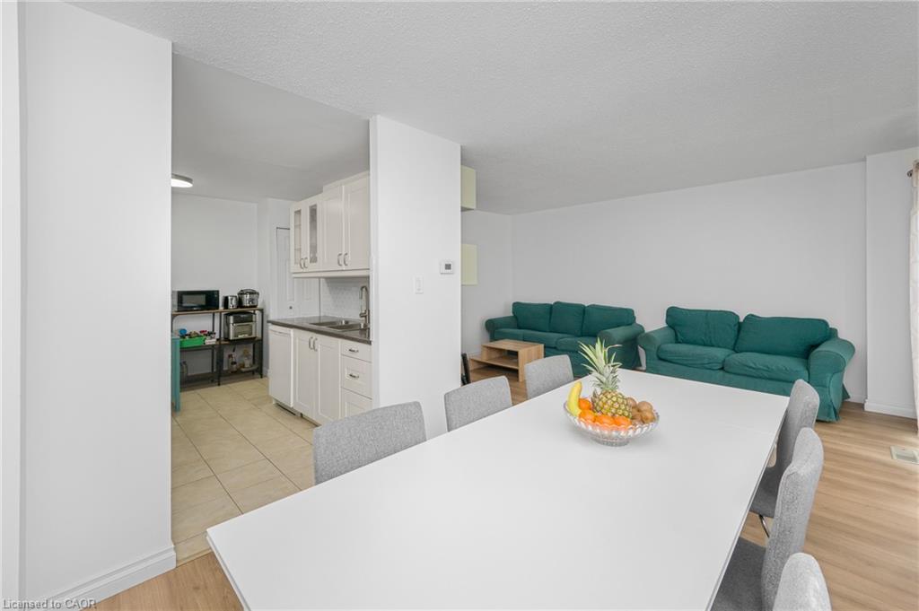 41-1420 Garth Street Property Photo 8