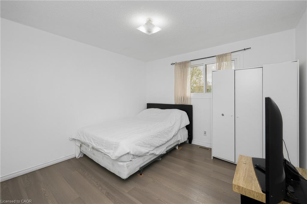 41-1420 Garth Street Property Photo 13