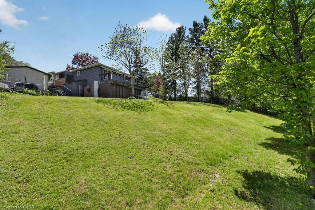 55 Sunrise Crescent Property Photo 5
