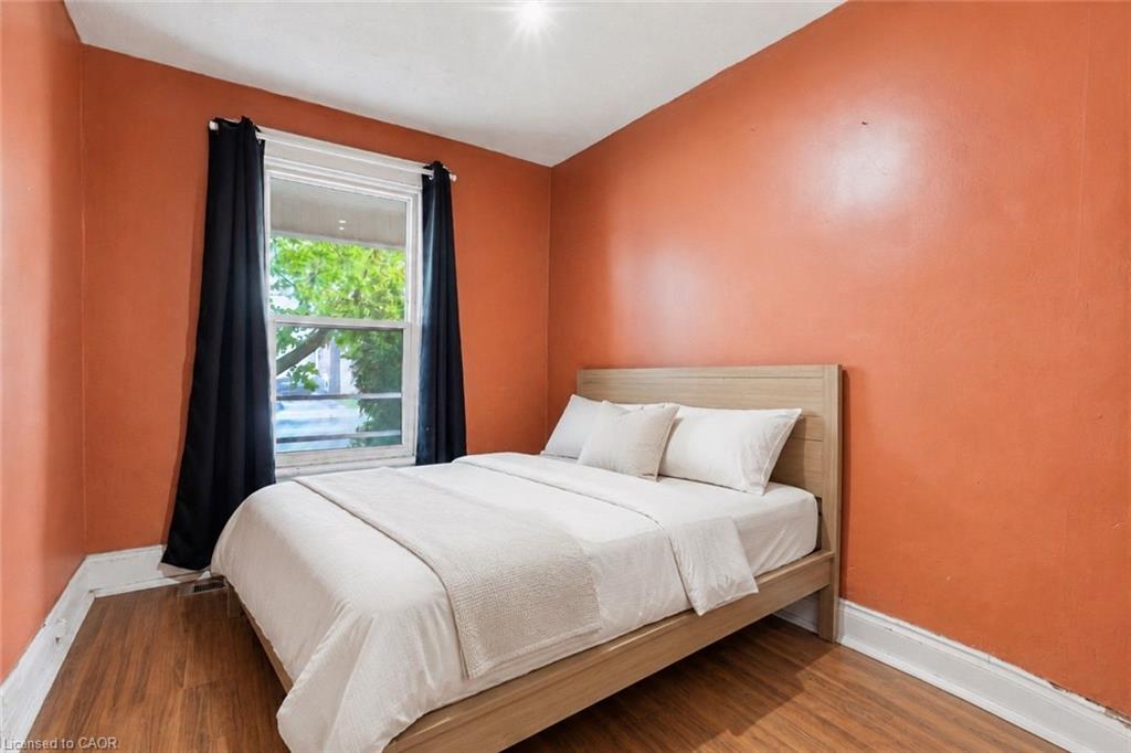 46 East 16th Street Property Photo 8