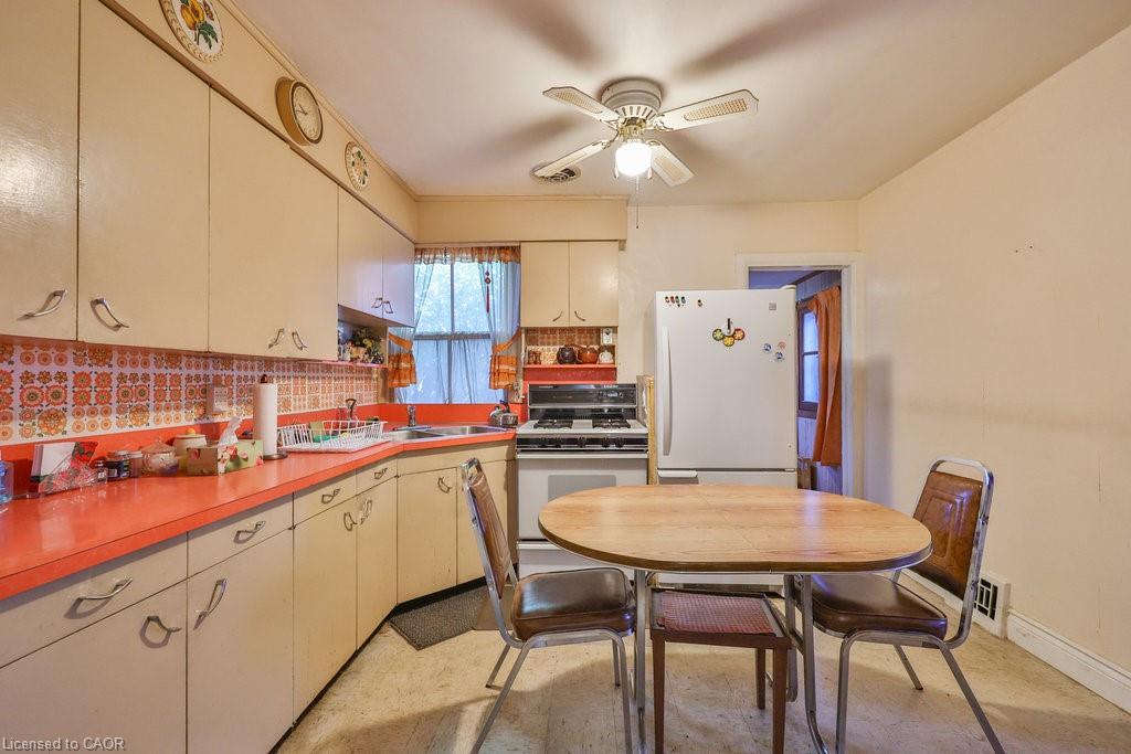 945 Beechwood Avenue Property Photo 26