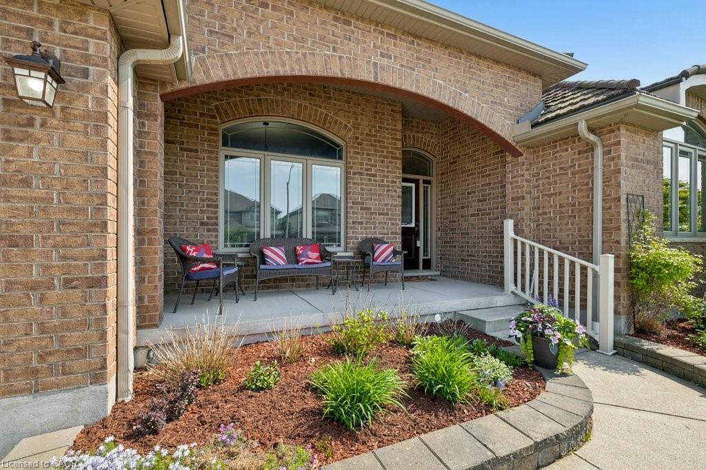366 Townsend Drive Property Photo 4