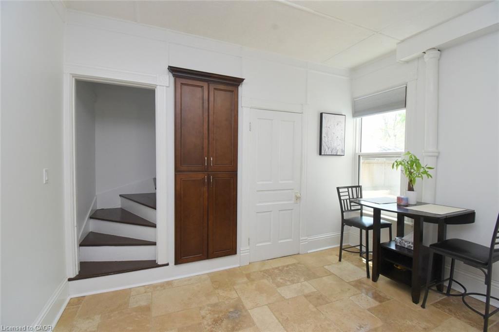 89 Lynden Road Property Photo 9