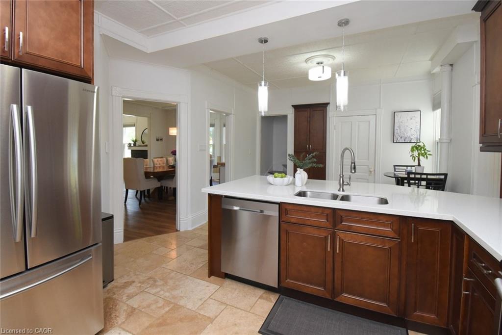 89 Lynden Road Property Photo 10