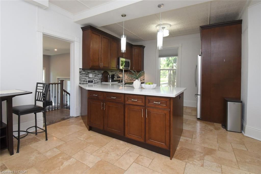 89 Lynden Road Property Photo 11