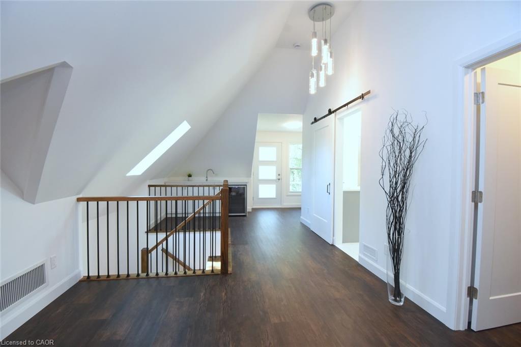 89 Lynden Road Property Photo 25