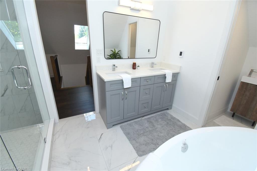 89 Lynden Road Property Photo 29
