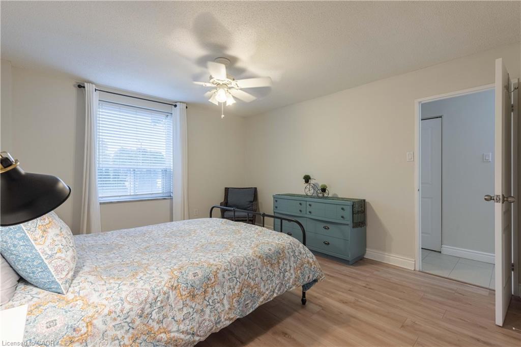 209-6390 Huggins Street Property Photo 12