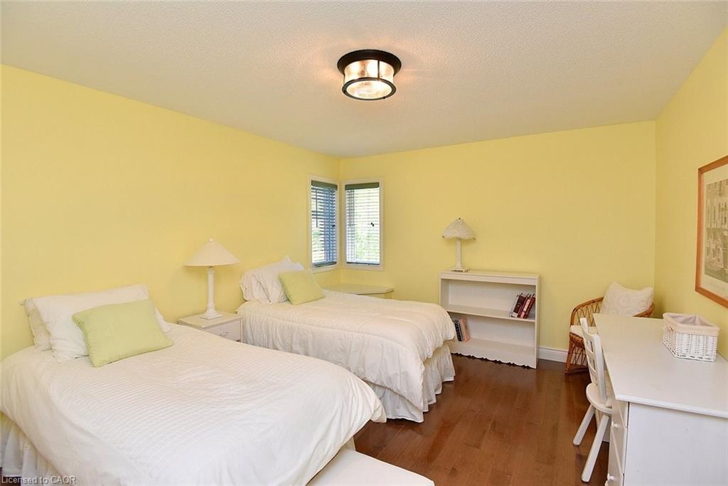712 Robson Road Property Photo 28