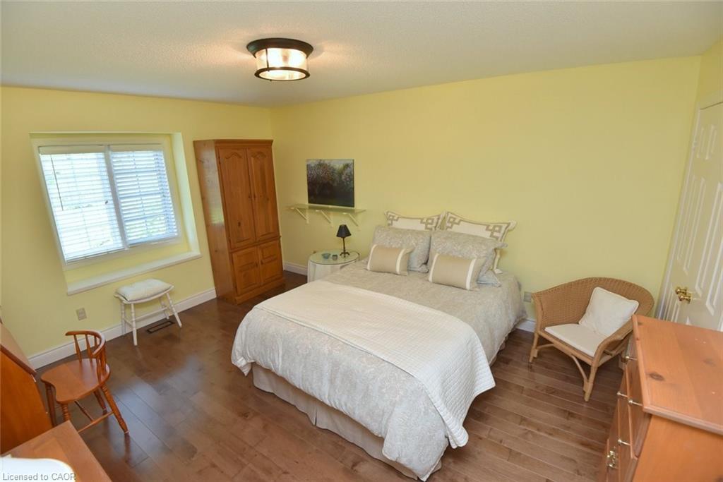 712 Robson Road Property Photo 29