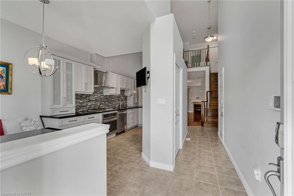 4049 Medland Drive Property Photo 8