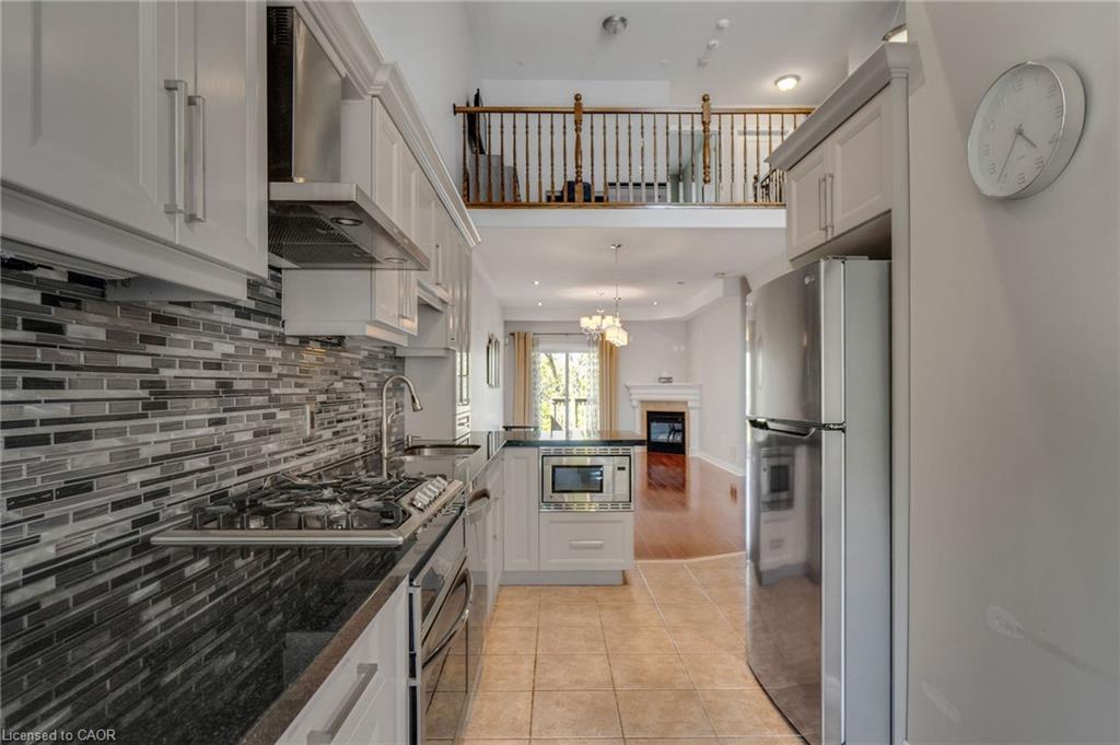 4049 Medland Drive Property Photo 16