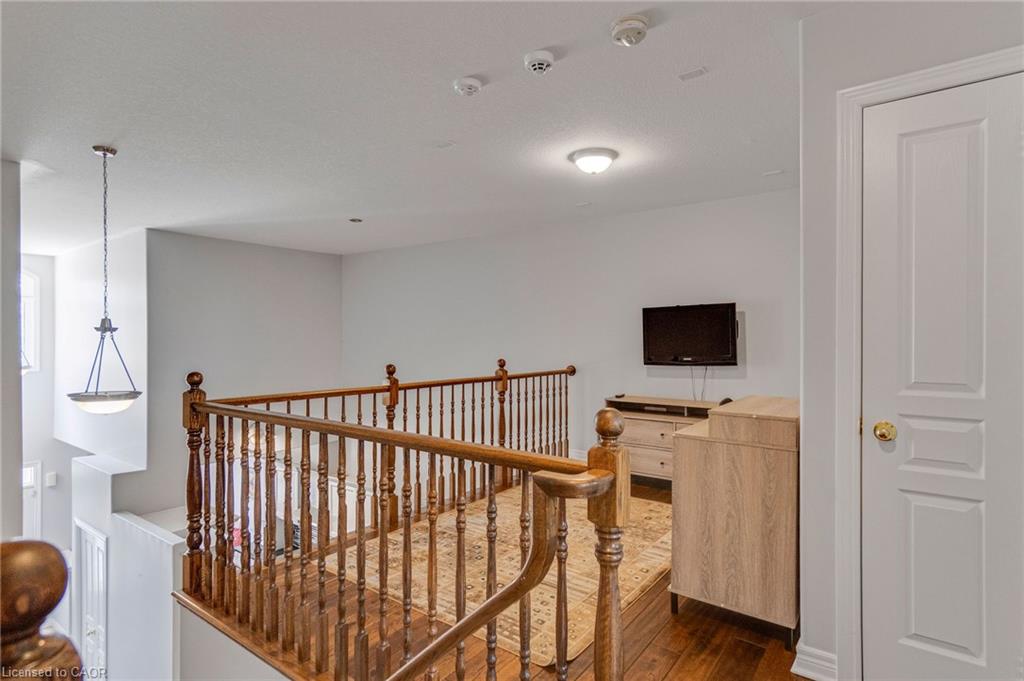 4049 Medland Drive Property Photo 24