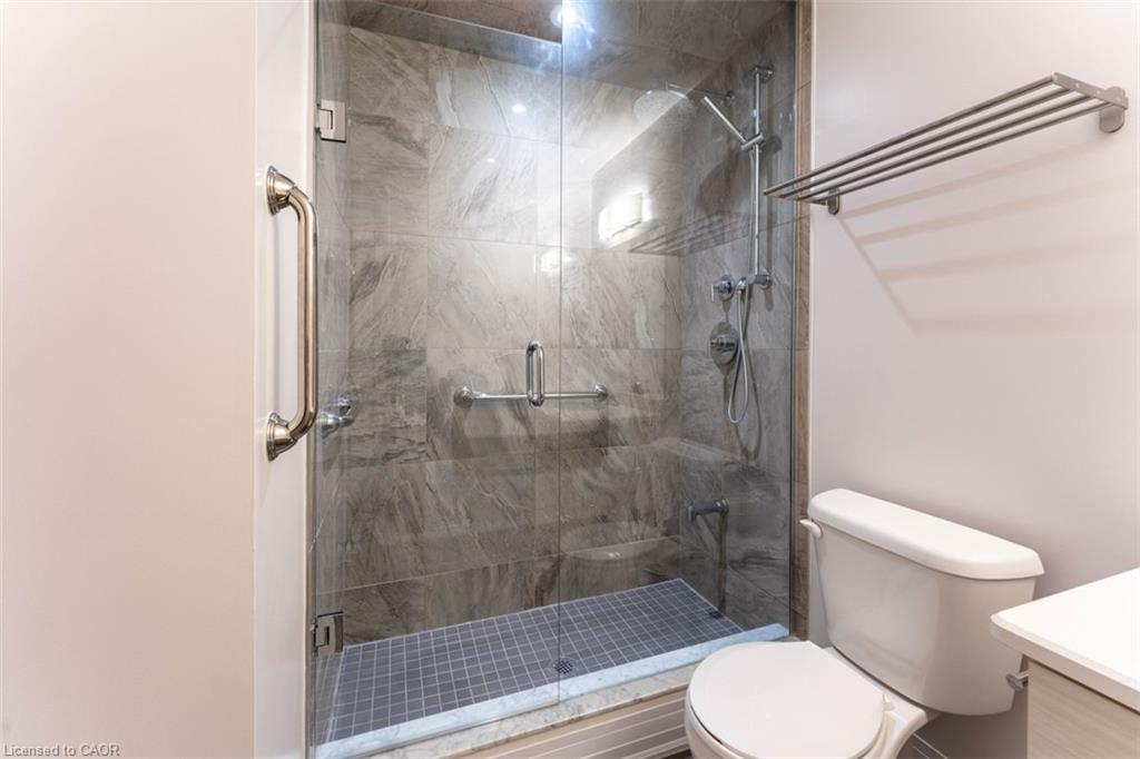 213-10 Concord Place Property Photo 19