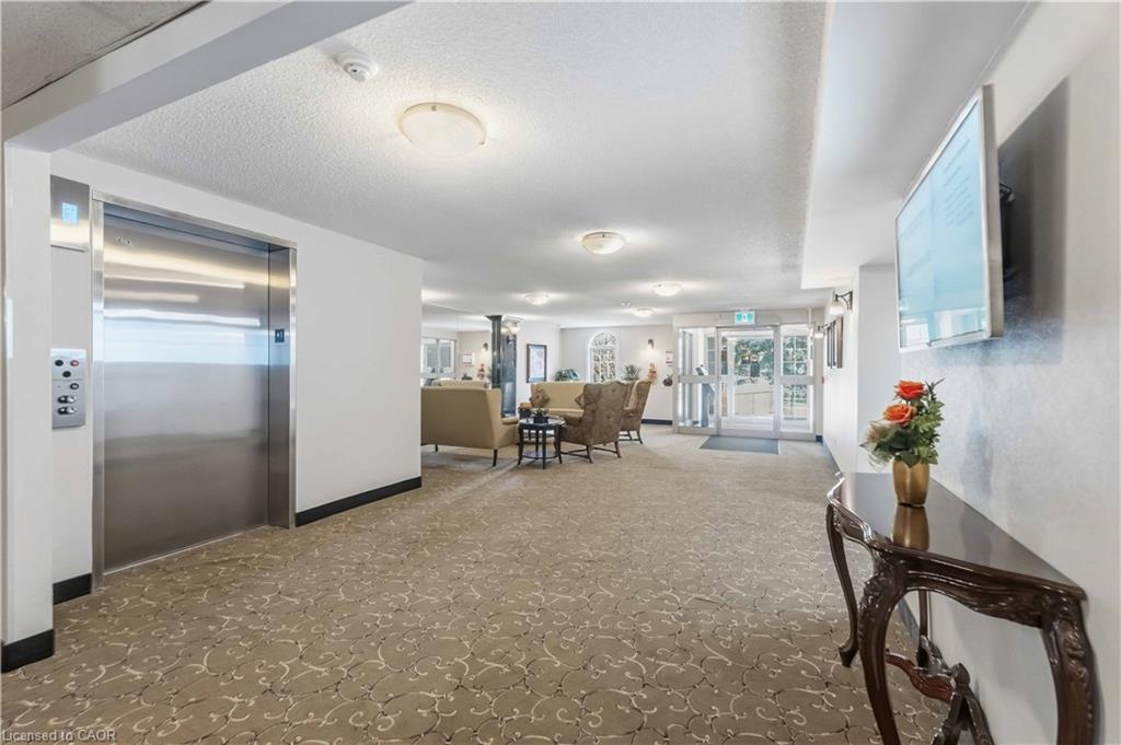 205-970 Golf Links Road Property Photo 4