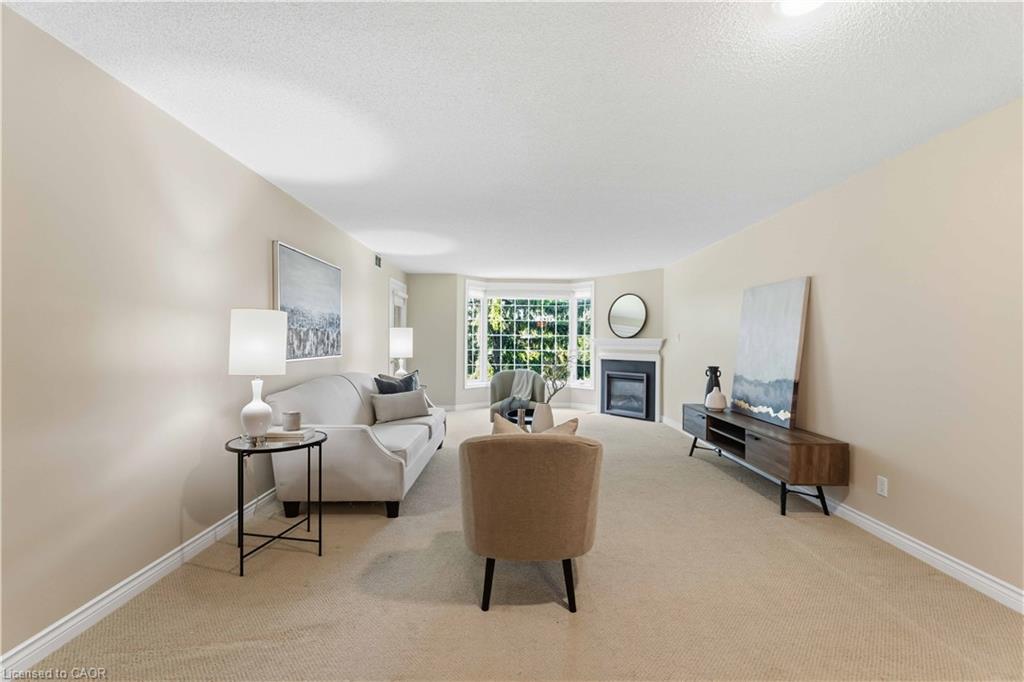 205-970 Golf Links Road Property Photo 10