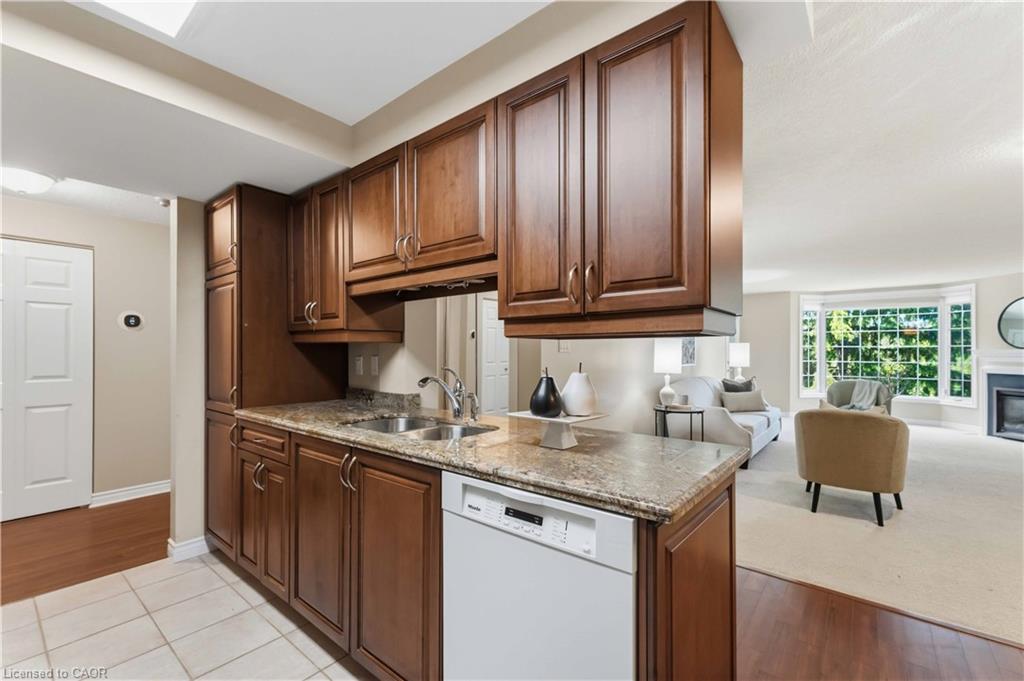 205-970 Golf Links Road Property Photo 21