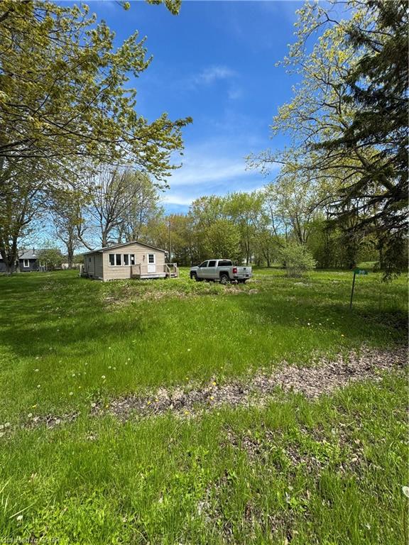 28 Derner Line Property Photo 2