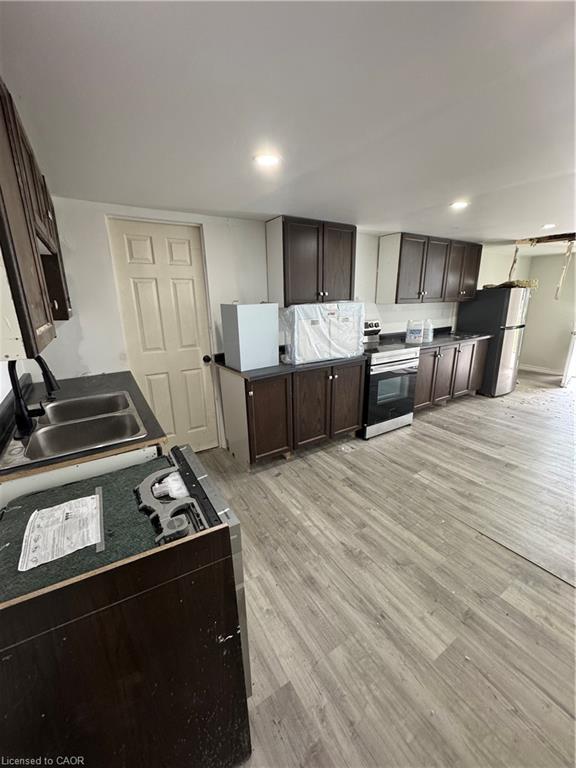 28 Derner Line Property Photo 8