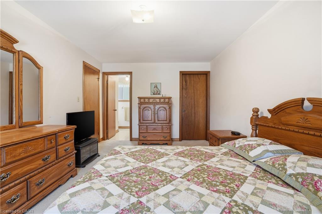 11 Greenbriar Court Property Photo 15