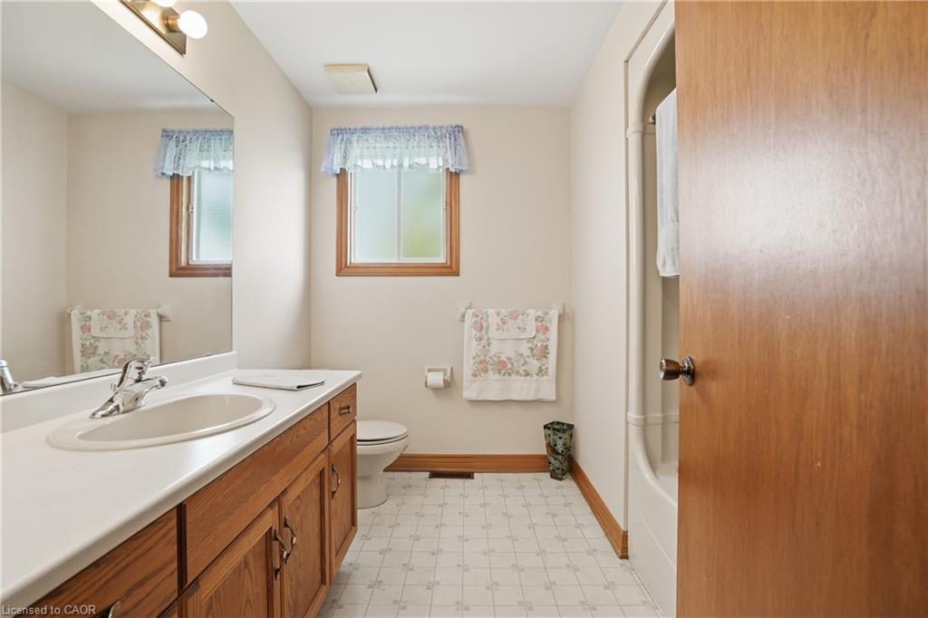 11 Greenbriar Court Property Photo 16