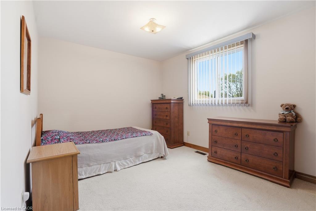 11 Greenbriar Court Property Photo 18