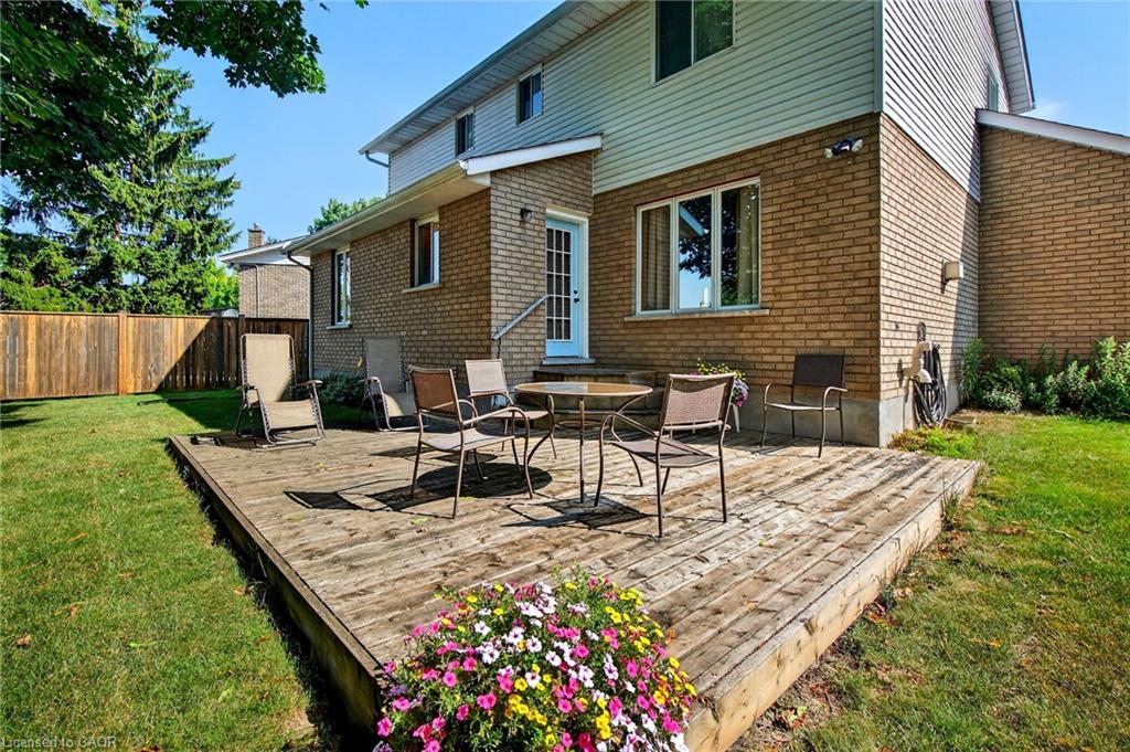 11 Greenbriar Court Property Photo 25