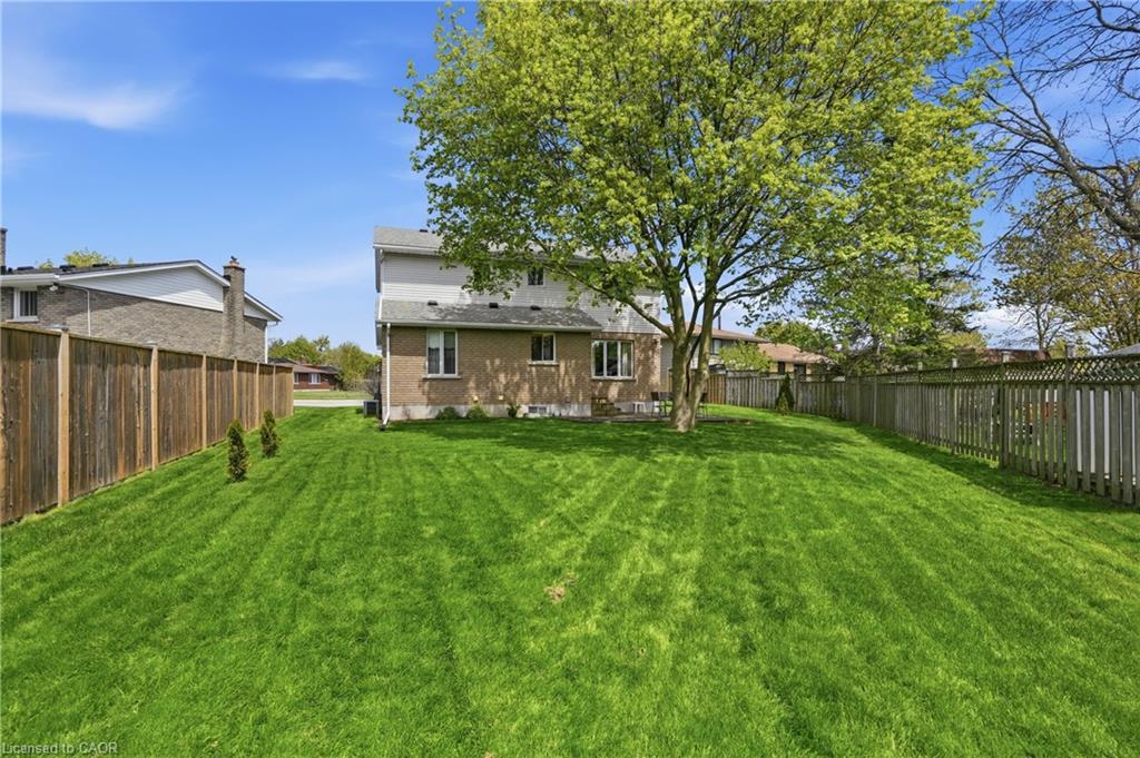 11 Greenbriar Court Property Photo 27
