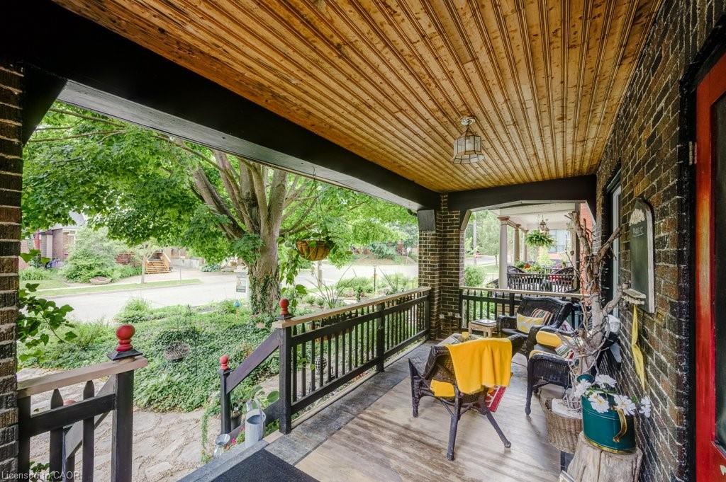 78 Chestnut Street Property Photo 4